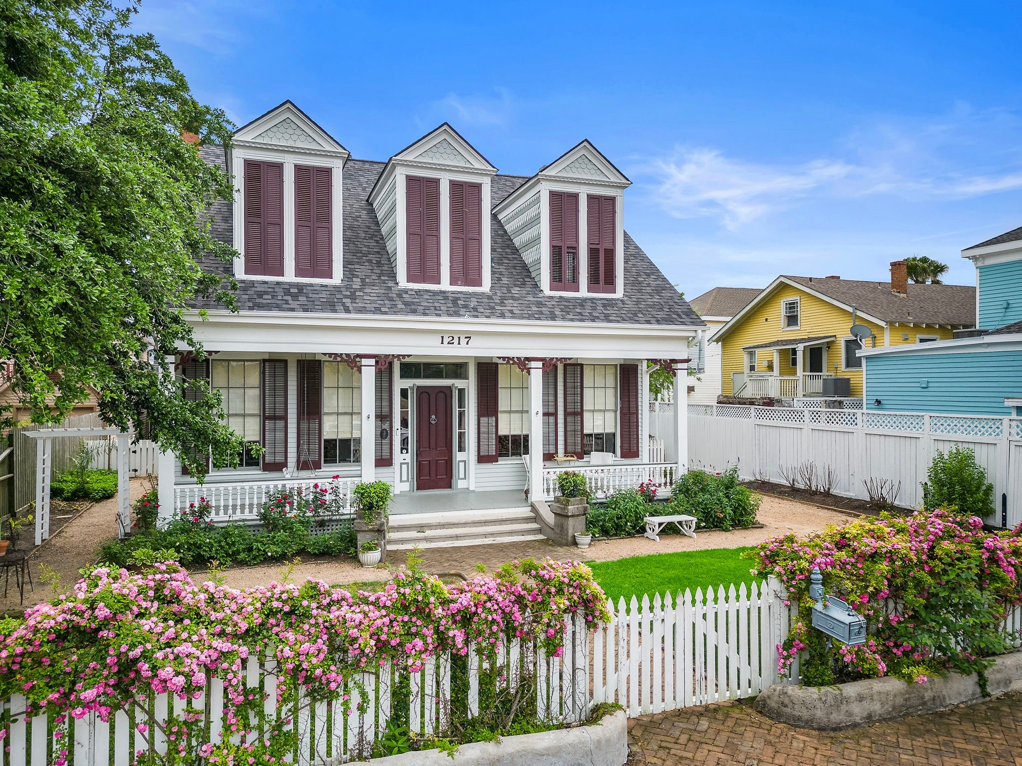 1217 Church Street Galveston TX 77550