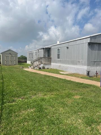 2529 Mcdonald Road Oyster Creek TX 77541