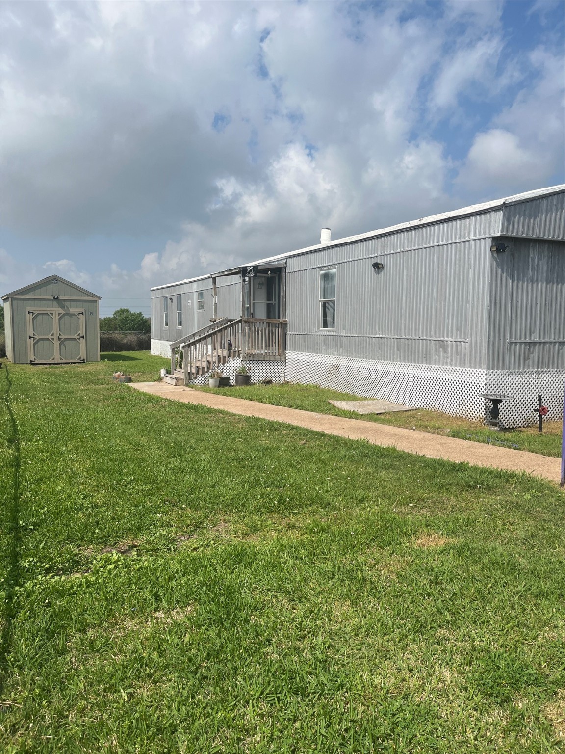 2529 Mcdonald Road Oyster Creek TX 77541
