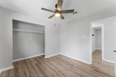 2 Ground Brier Court The Woodlands TX 77381