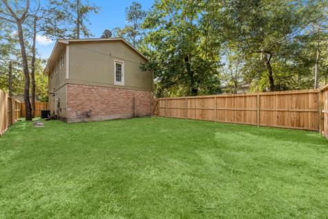 2 Ground Brier Court The Woodlands TX 77381