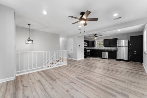 2 Ground Brier Court The Woodlands TX 77381
