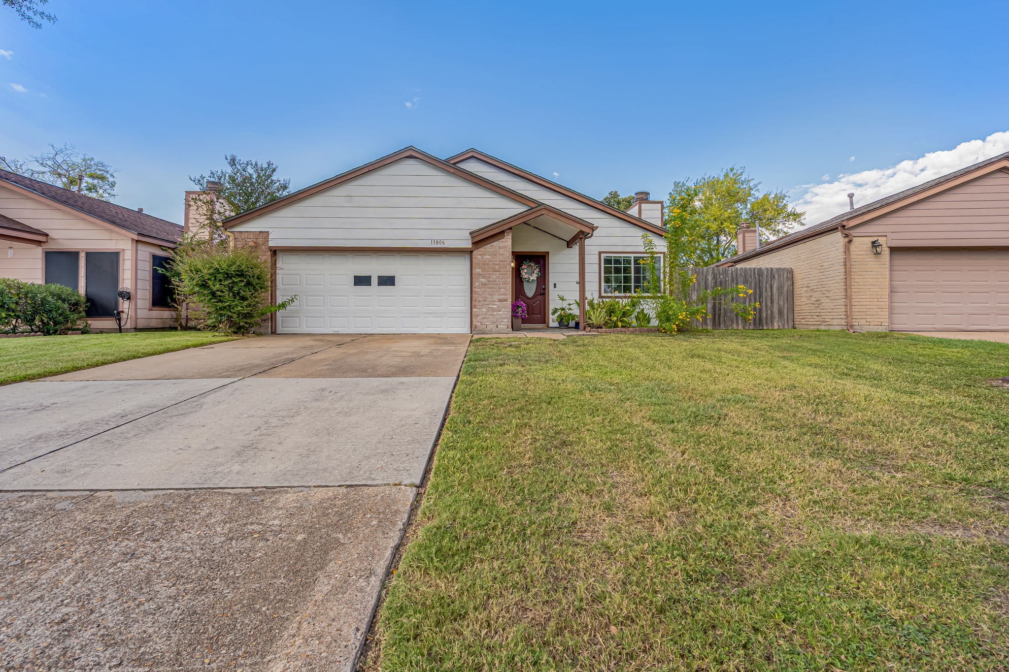 13806 Sheri Hollow Lane Houston TX 77082