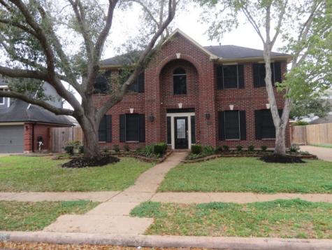 1805 La Salle Street Friendswood TX 77546
