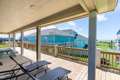 845 O Neil Road Crystal Beach TX 77650
