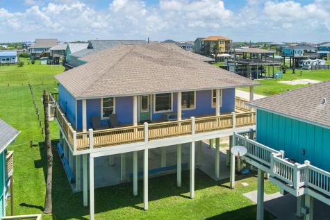 845 O Neil Road Crystal Beach TX 77650