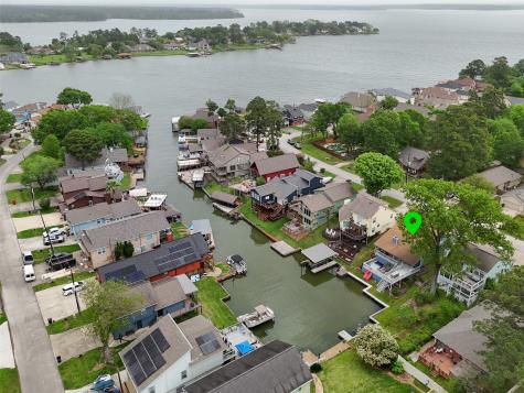 215 Clear Water Street E Montgomery TX 77356
