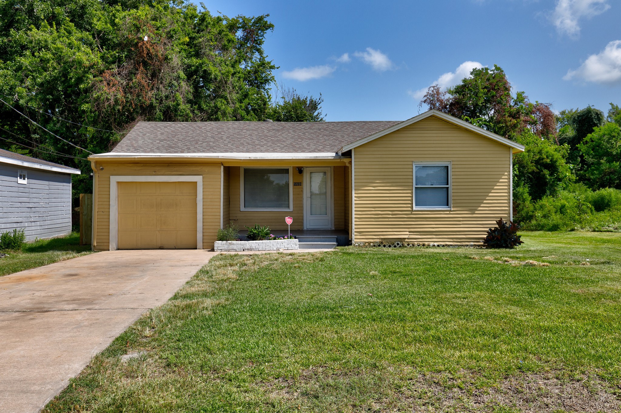 5906 Mentor Drive Texas City TX 77591