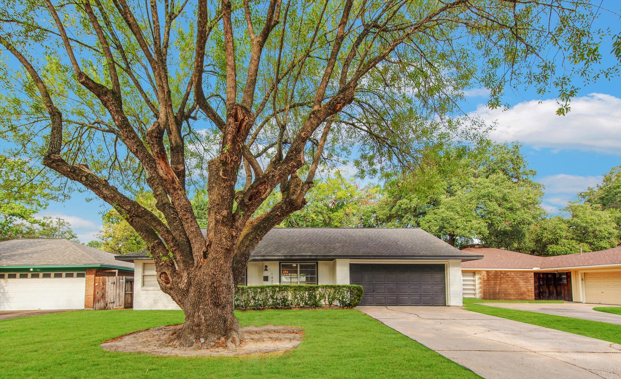 1421 Wisterwood Drive Houston TX 77043