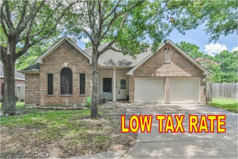 11015 S Falls Terrace Houston TX 77095