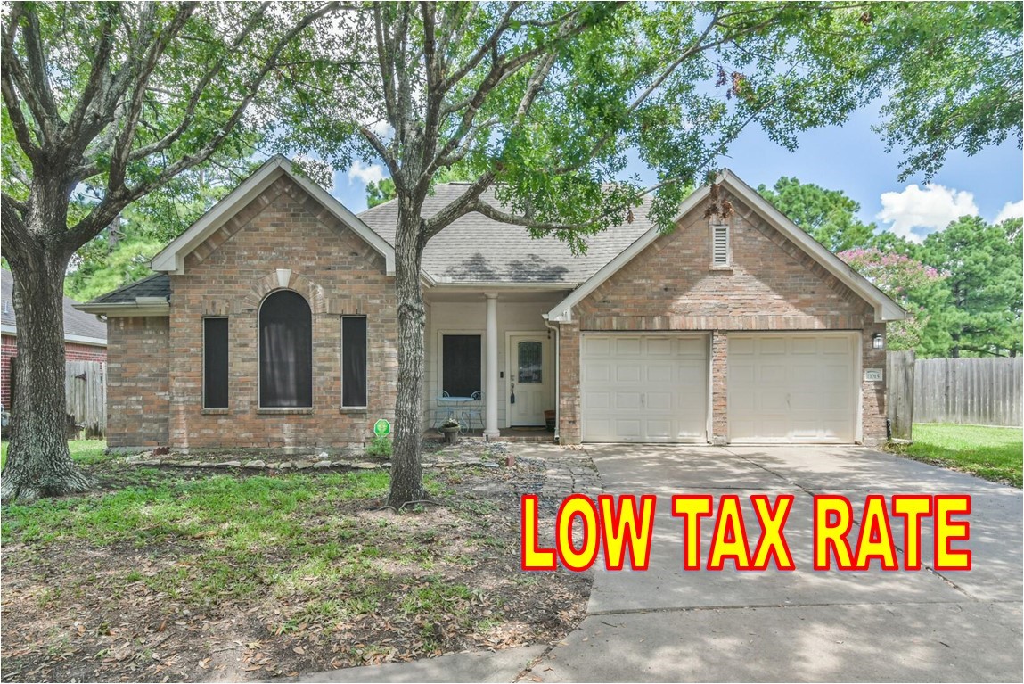 11015 S Falls Terrace Houston TX 77095