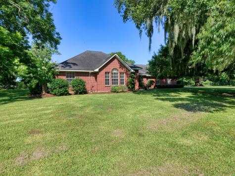 403 W Mahan Street Richwood TX 77531