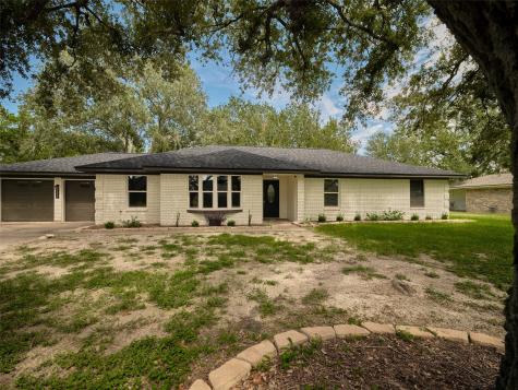 9517 Gene Street Needville TX 77461
