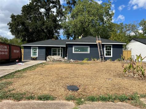 5823 Northridge Drive Houston TX 77033