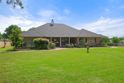 1215 W Main Street Bellville TX 77418