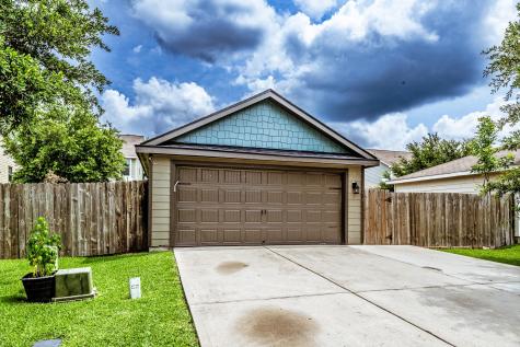 10880 S Lake Mist Ln, Willis TX 77318