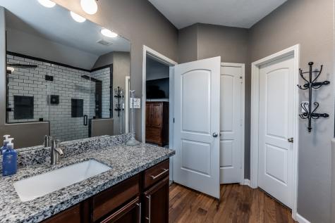 10880 S Lake Mist Ln, Willis TX 77318