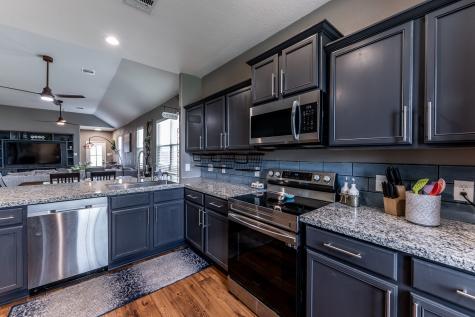 10880 S Lake Mist Ln, Willis TX 77318