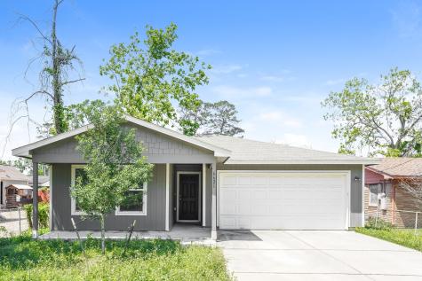 6621 Greenhurst Street Houston TX 77091