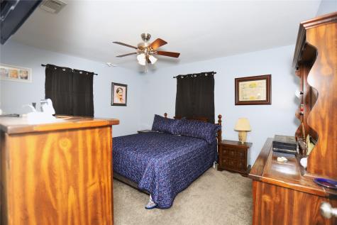 726 W 8th Street Freeport TX 77541