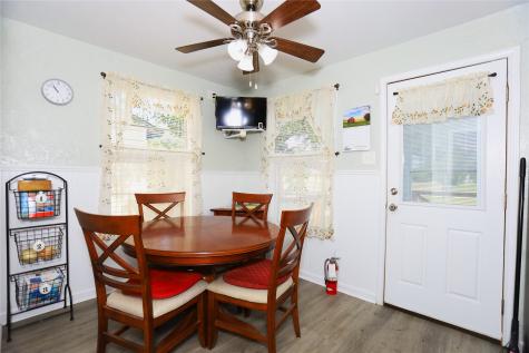 726 W 8th Street Freeport TX 77541