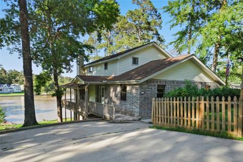 31 Holiday Lane Coldspring TX 77331