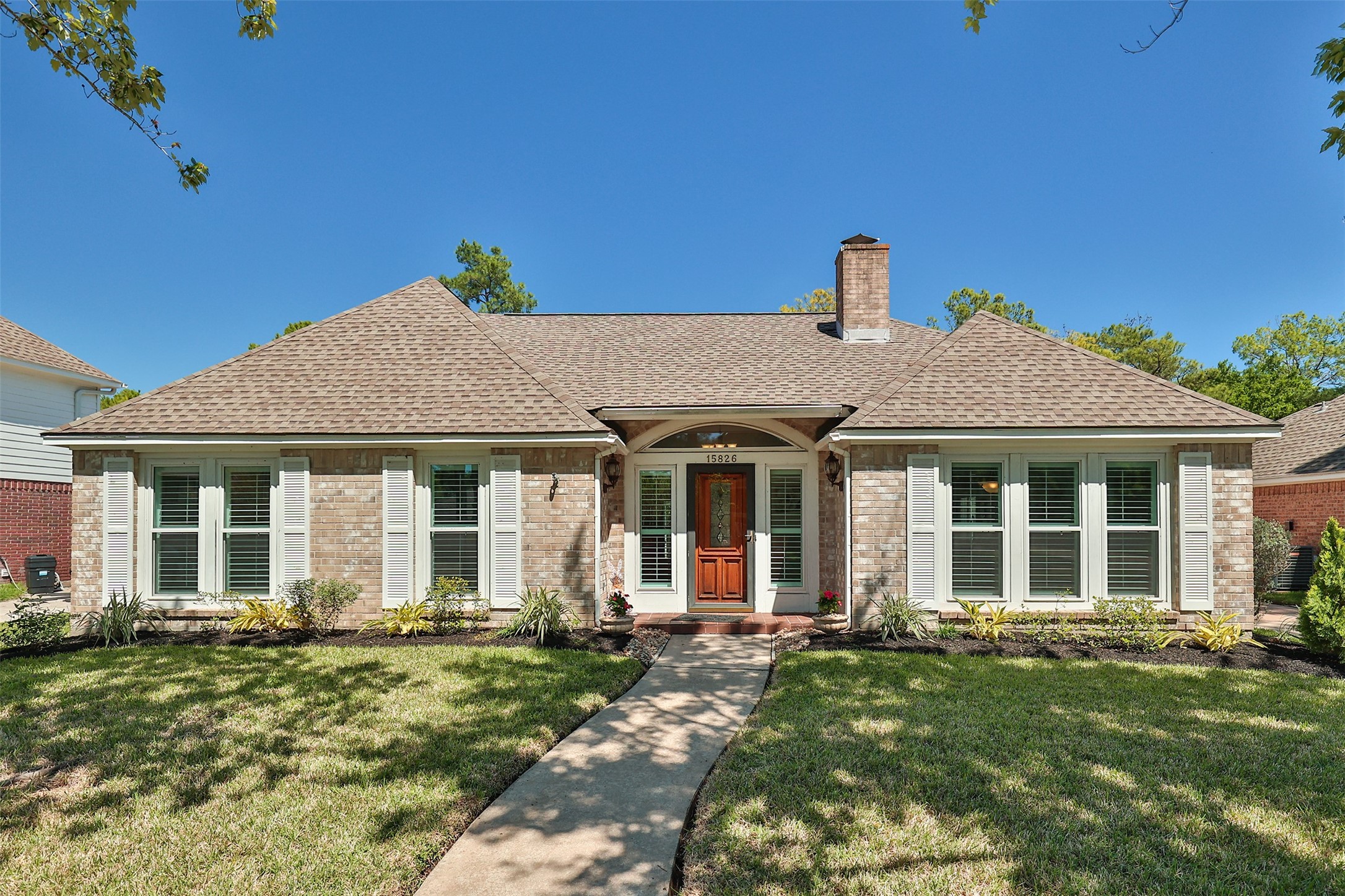15826 Knolls Lodge Drive Houston TX 77095