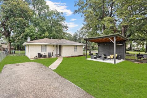 1307 Duff Lane Houston TX 77022