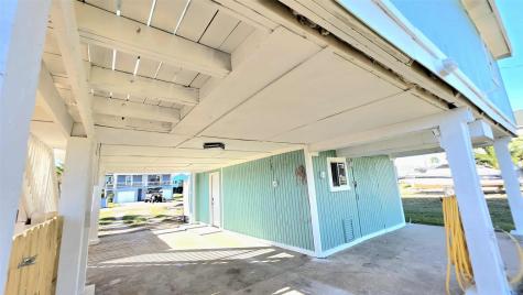 16623 Jolly Roger Road Galveston TX 77554