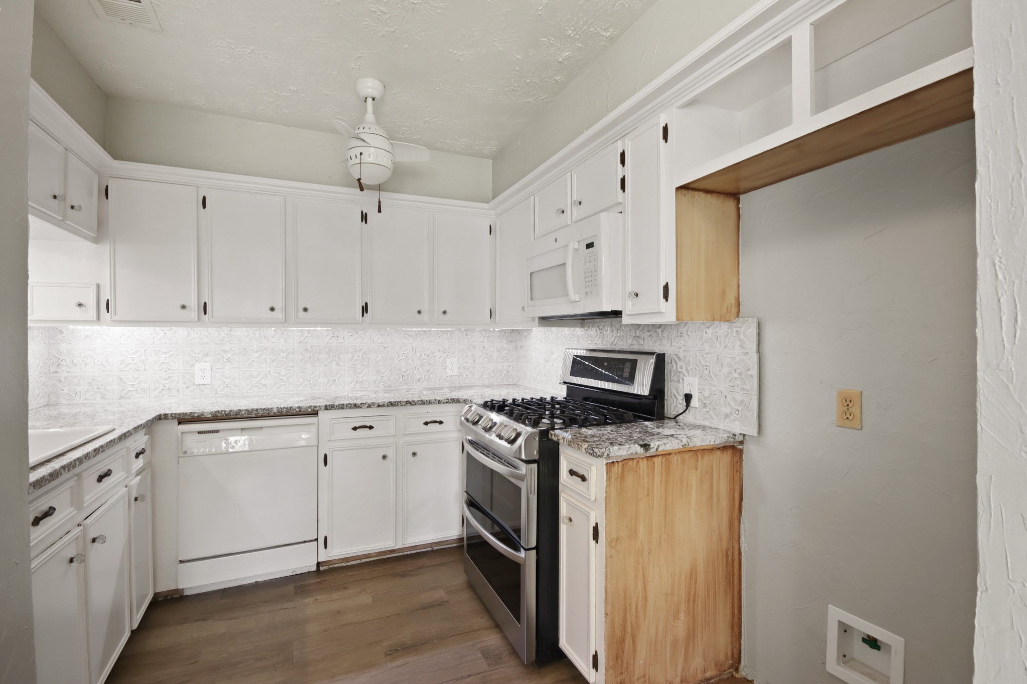 14922 Sandy Creek Drive Houston TX 77070
