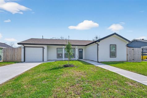 2202 Alabama Street Baytown TX 77520