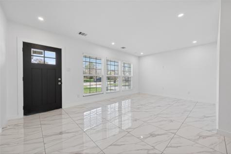 2202 Alabama Street Baytown TX 77520