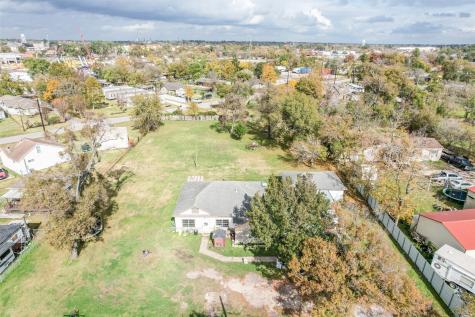 15917 De Zavalla Road Channelview TX 77530