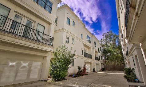 2511 Ohsfeldt Street B Houston TX 77008