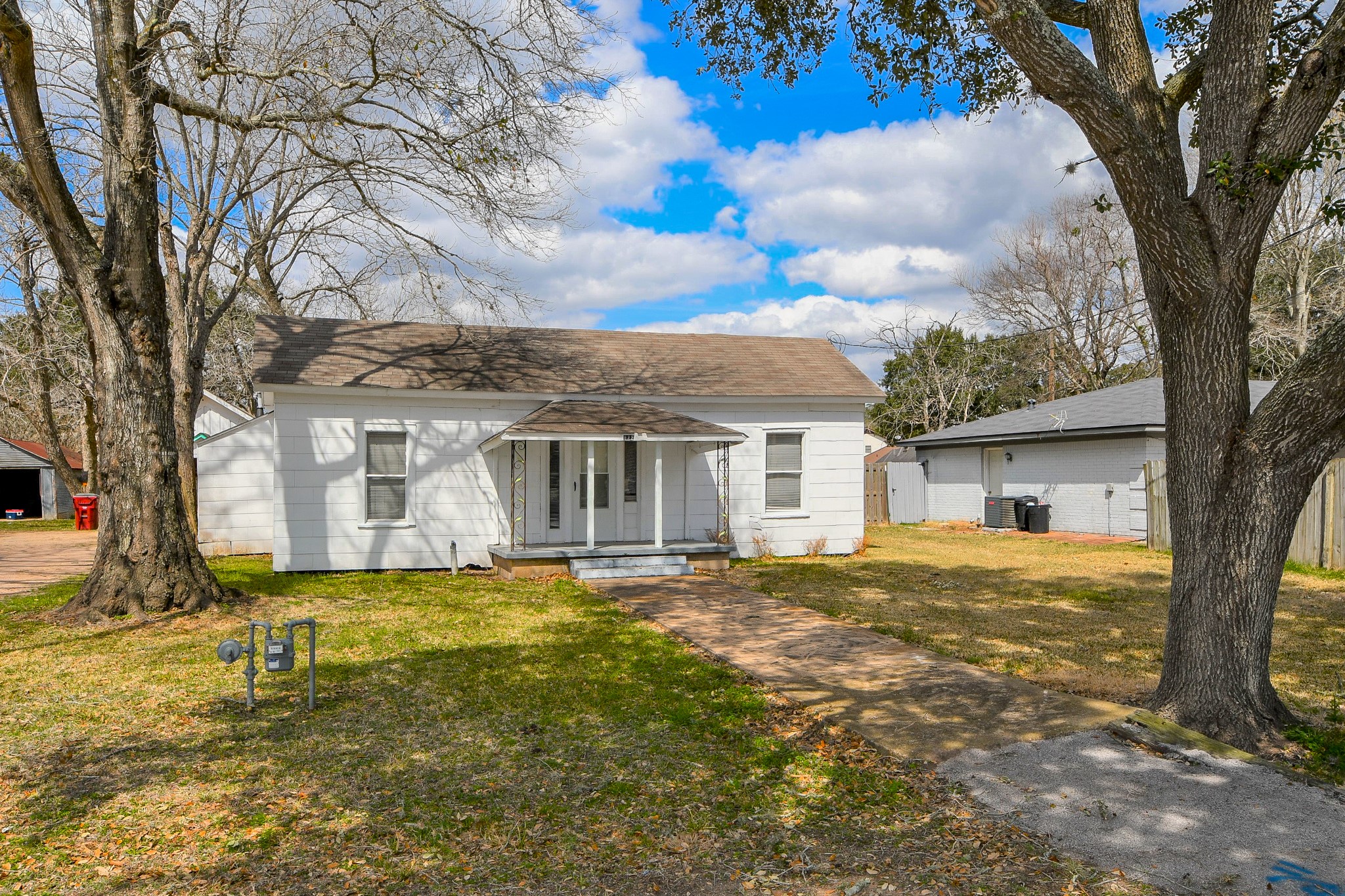 822 Fitzgerald Street East Bernard TX 77435