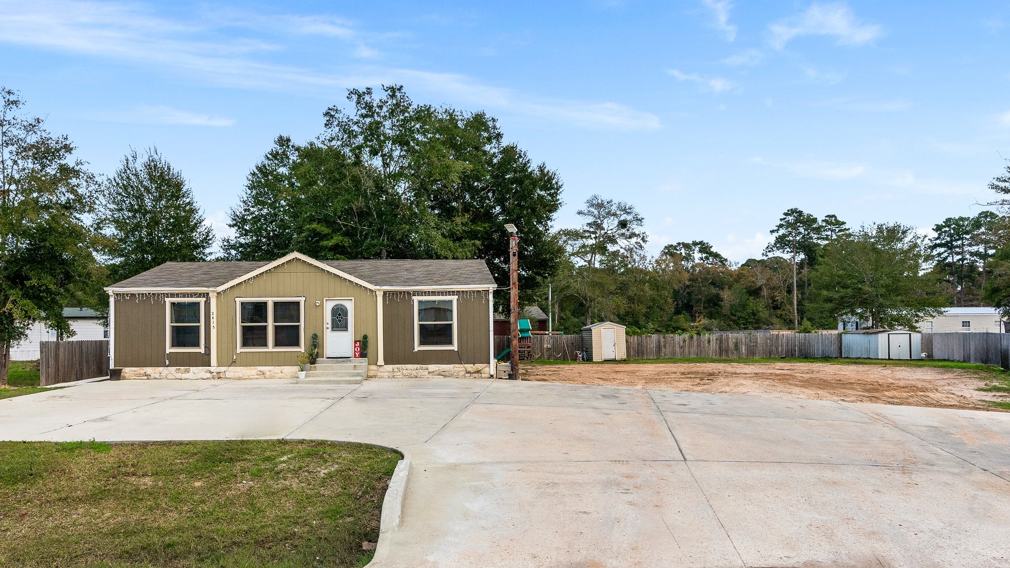 2415 Silver Dollar Court Conroe TX 77306