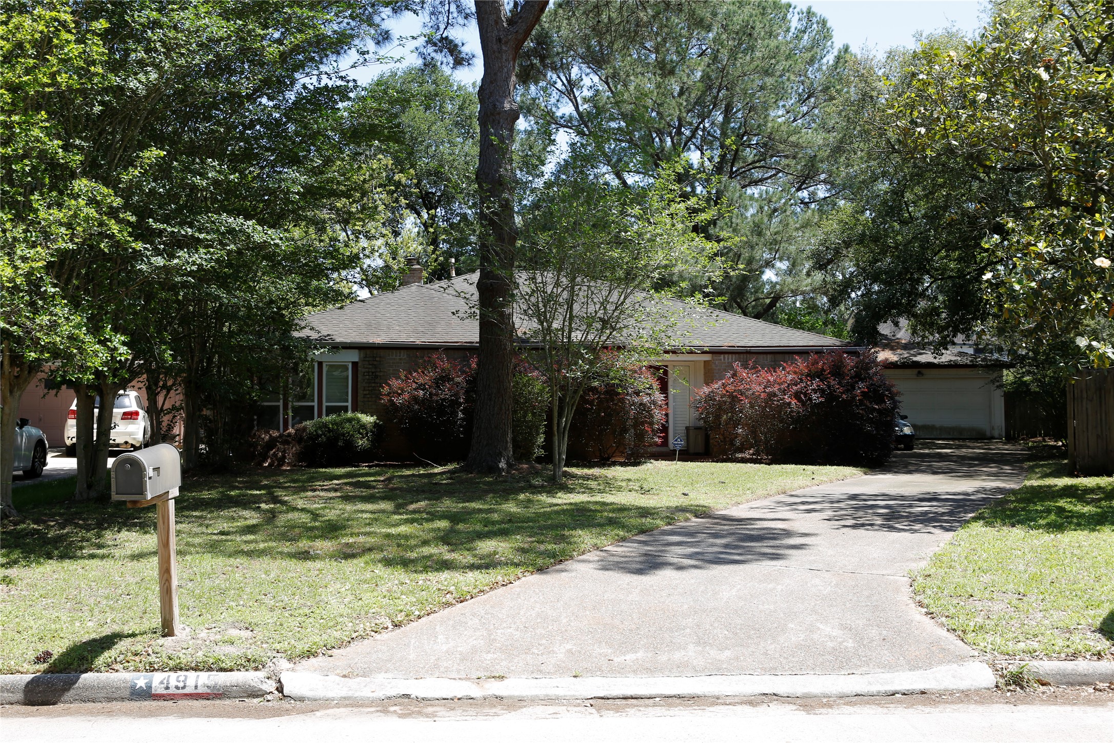 4915 Spanish Oak Drive Houston TX 77066