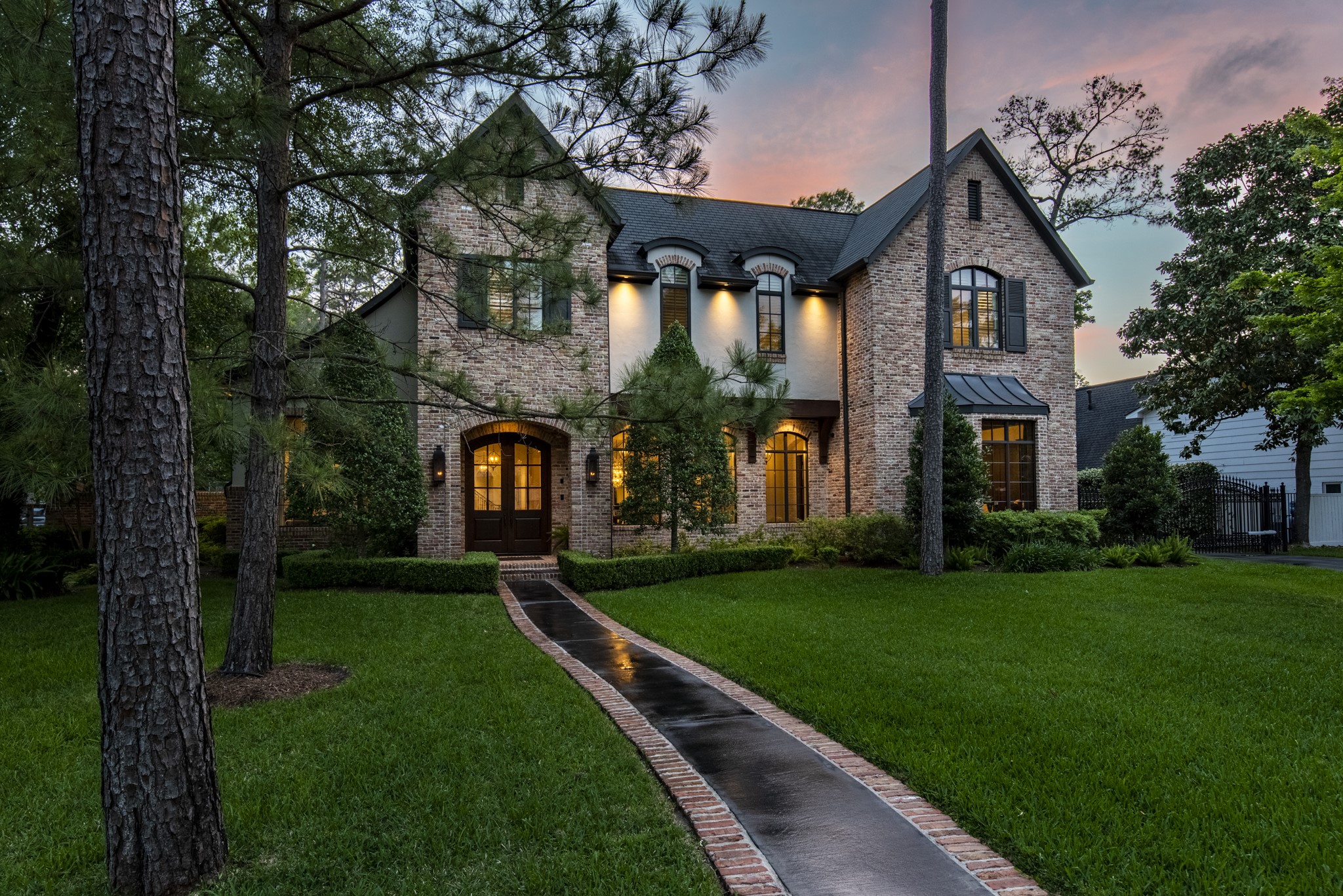 55 Williamsburg Lane Houston TX 77024