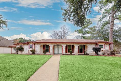 8206 Schaffer Lane Houston TX 77070