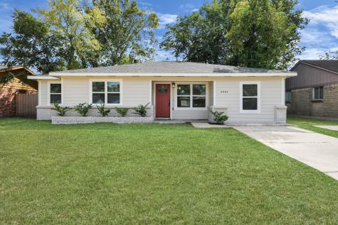 3923 Darlinghurst Drive Houston TX 77045