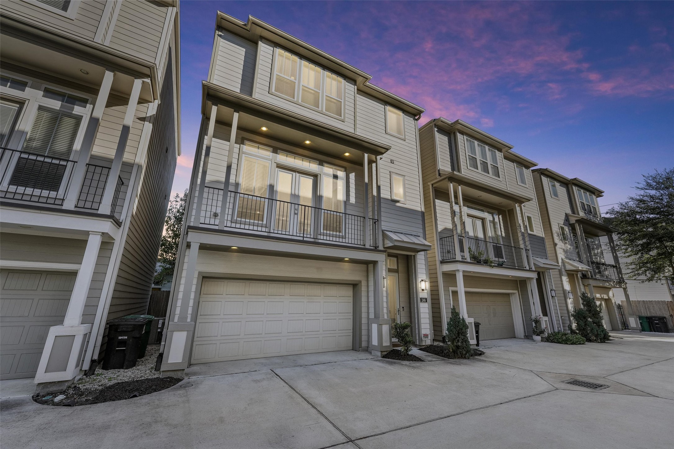 246 W 28th Street Houston TX 77008