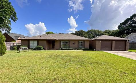 1108 Western Avenue Angleton TX 77515