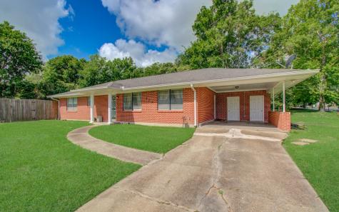904 Oak Drive Huntsville TX 77320