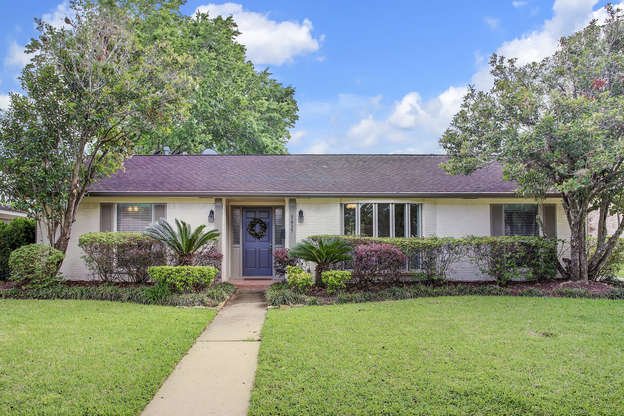 5615 Braesvalley Drive Houston TX 77096