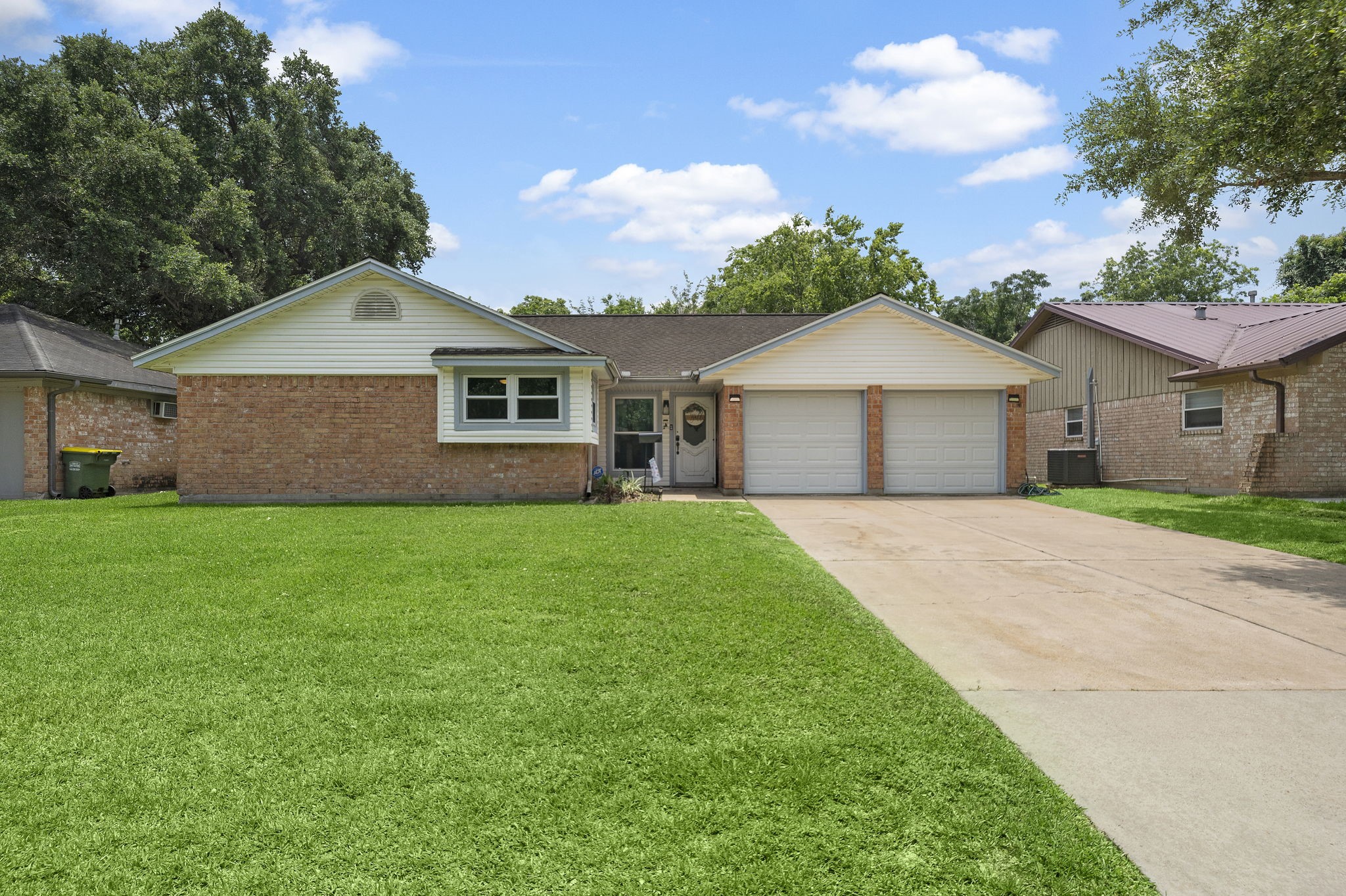 5204 Apple Springs Drive Pearland TX 77584