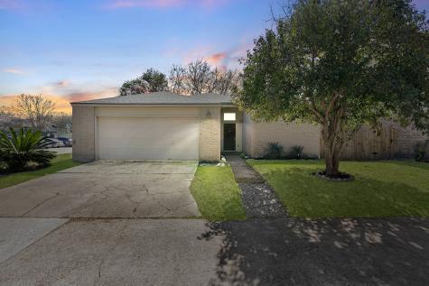 1638 Beaconshire Road Houston TX 77077