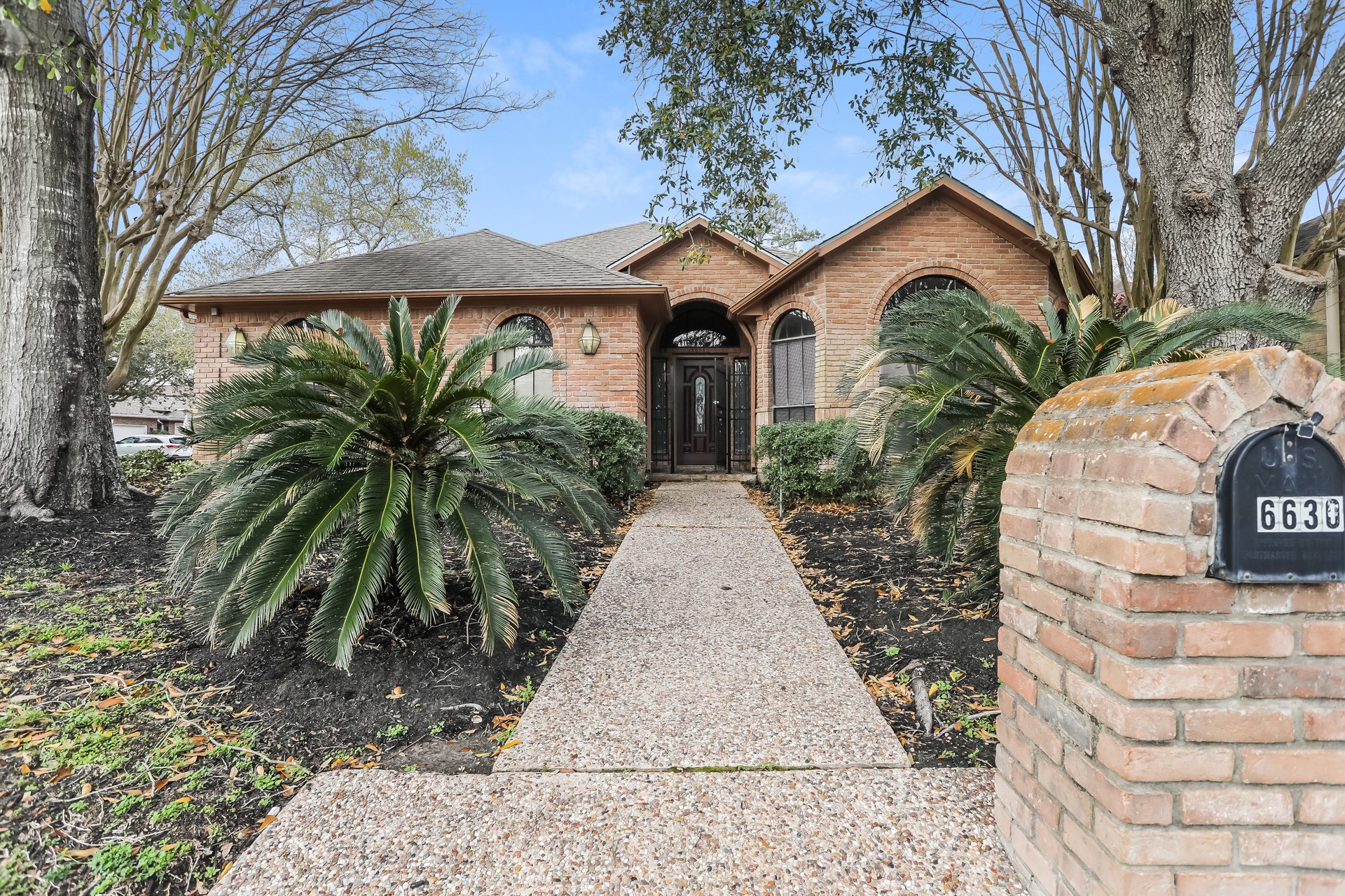 6630 Oakland Hills Drive Houston TX 77069