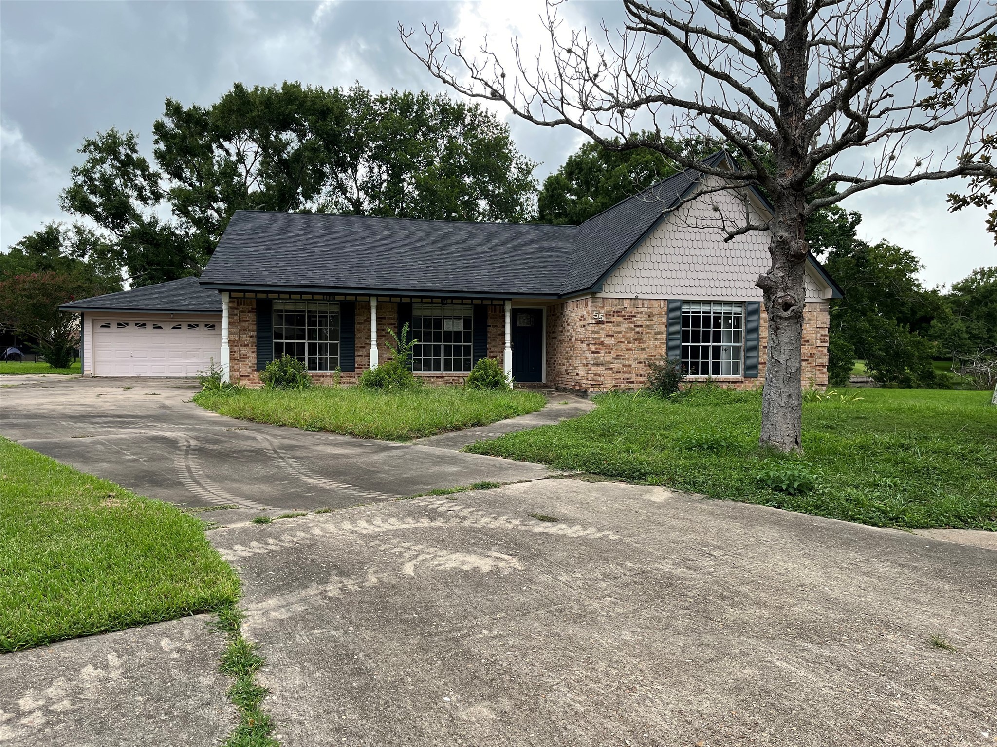 55 Mistletoe Court Lake Jackson TX 77566