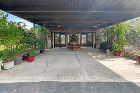 308 Bayside Drive Anahuac TX 77514