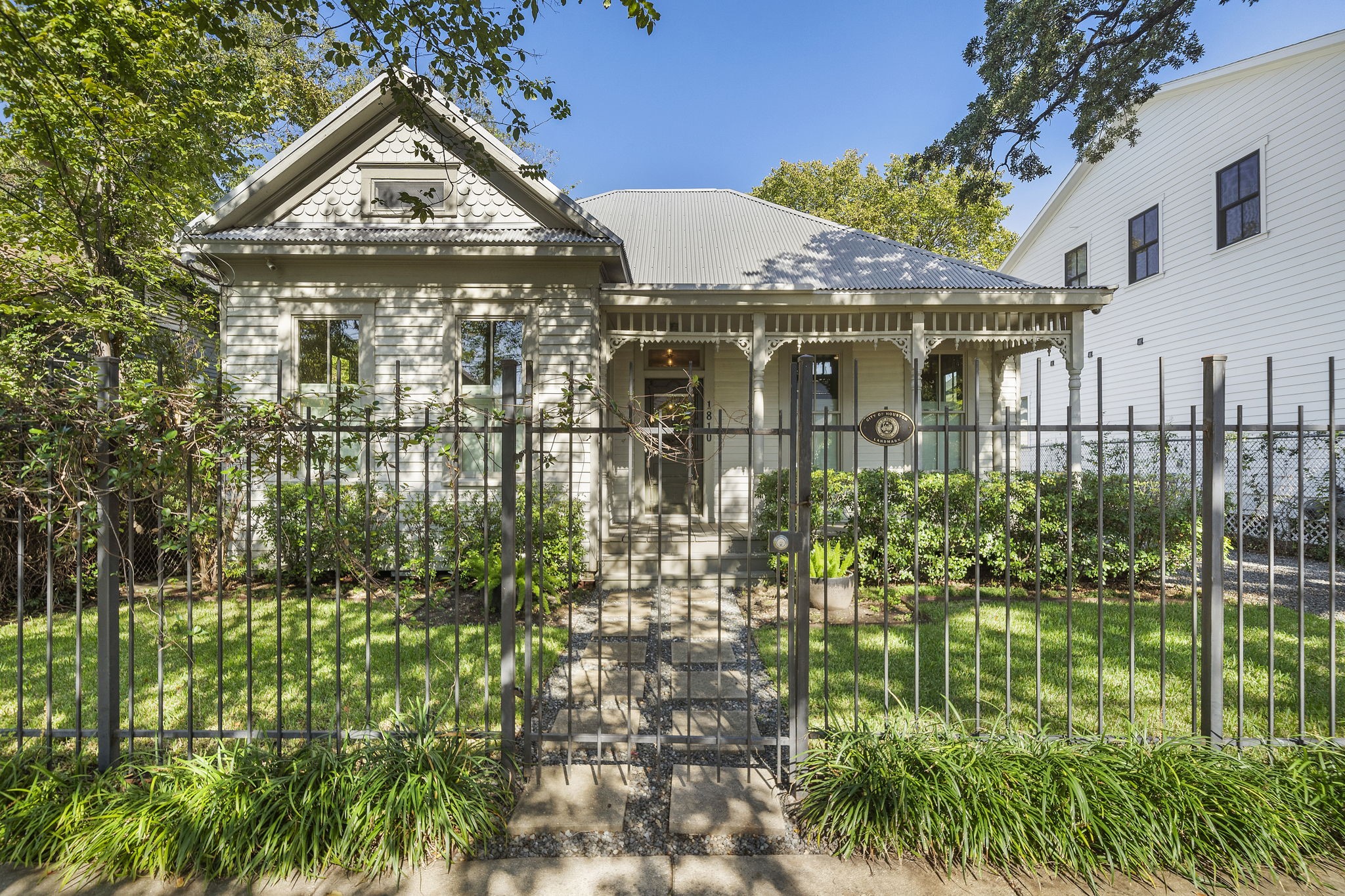 1810 Summer Street Houston TX 77007